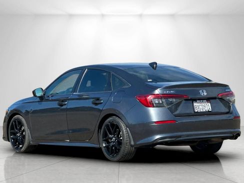 Used 2022 Honda Civic Sport image 5