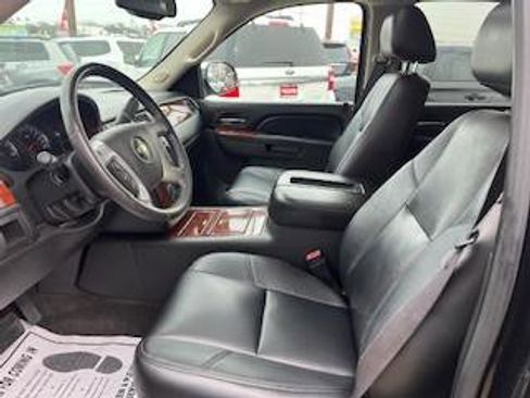 Used 2011 Chevrolet Tahoe LTZ image 26