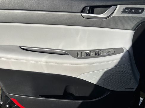 Used 2023 Hyundai Palisade SEL w/ Premium Package image 27