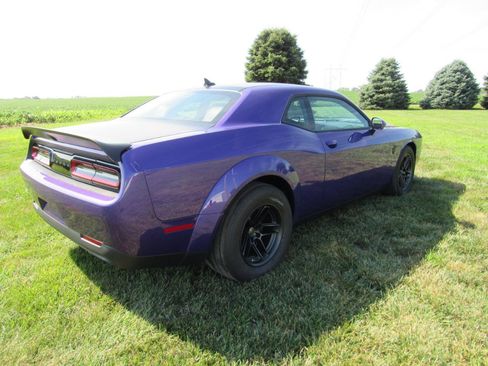 Used 2023 Dodge Challenger SRT Hellcat Redeye RWD image 8
