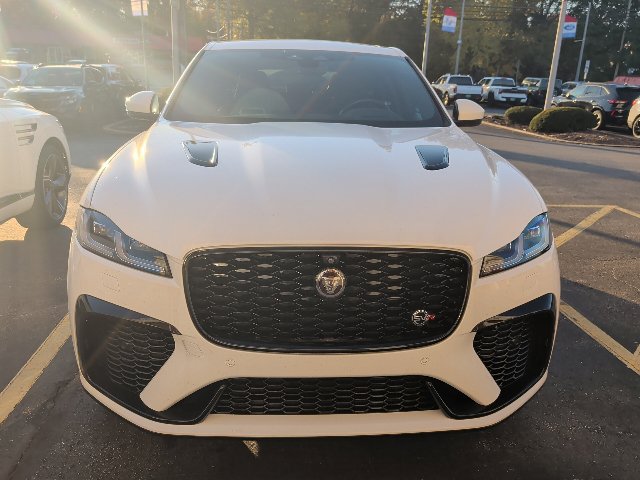 Used 2023 Jaguar F-PACE SVR AWD/4WD image 13