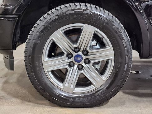 Used 2019 Ford F150 XLT w/ Equipment Group 302A Luxury image 28