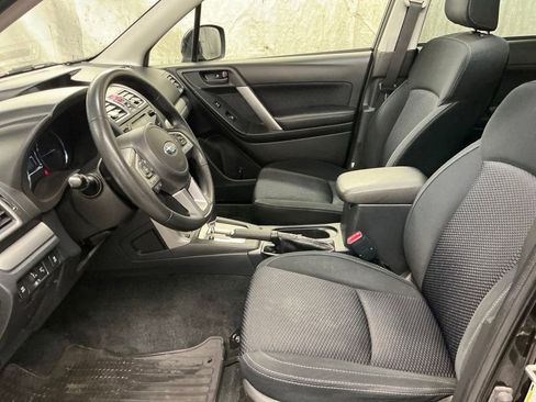Used 2018 Subaru Forester 2.5i Premium image 14