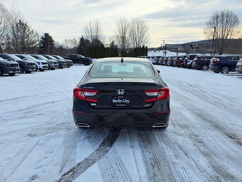 Used 2022 Honda Accord Sport image 7