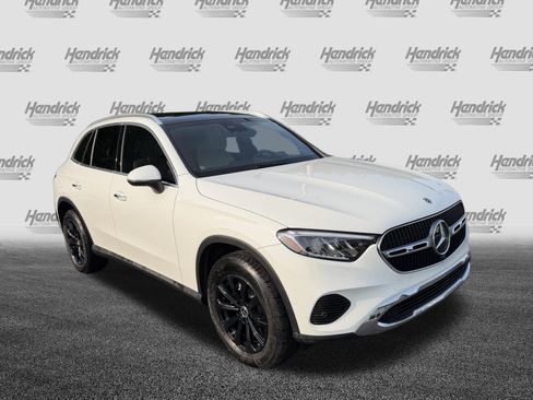 Certified 2024 Mercedes-Benz GLC 300 image 2