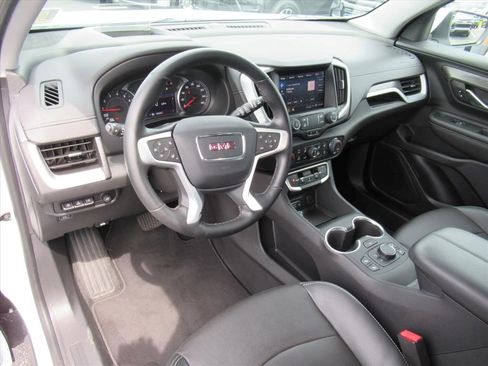Certified 2023 GMC Terrain SLT w/ Tech Package image 13
