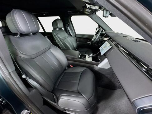 New 2026 Land Rover Range Rover Long Wheelbase SE AWD/4WD image 30