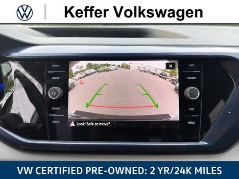 Used 2022 Volkswagen Taos SE FWD image 27