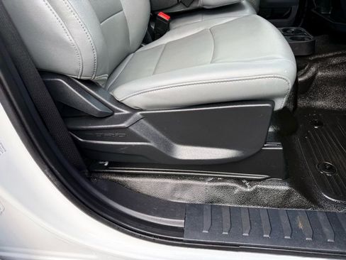 Used 2024 Ford F450 XL w/ XL Chrome Package image 21