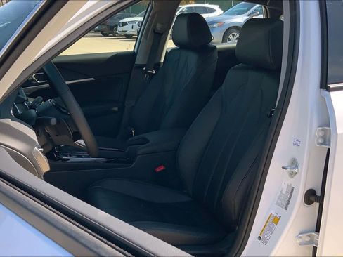 New 2026 Acura Integra image 9