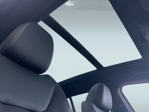 Used 2024 BMW X3 xDrive30i w/ Convenience Package image 14