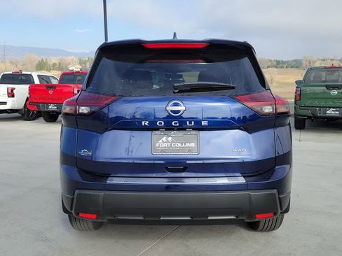 New 2026 Nissan Rogue SV AWD/4WD image 9