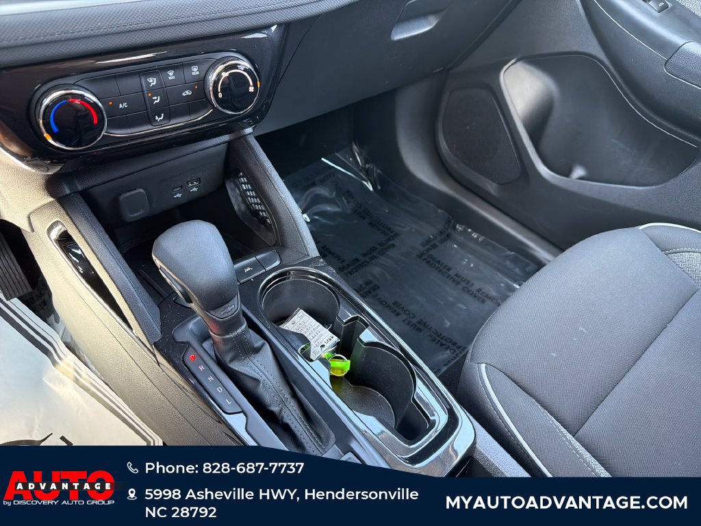 Used 2025 Chevrolet TrailBlazer LT FWD image 22