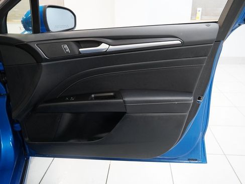 Used 2019 Ford Fusion Energi Titanium image 28