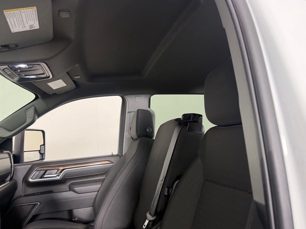 Used 2025 Chevrolet Silverado 2500 LT w/ Convenience Package AWD/4WD image 22