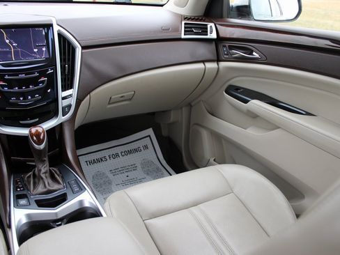 Used 2015 Cadillac SRX Luxury w/ Driver Awareness Package image 34