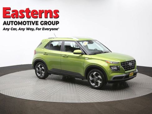 Used 2023 Hyundai Venue SEL w/ Cargo Package image 49