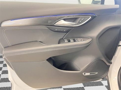 Certified 2025 Buick Envision Preferred image 15