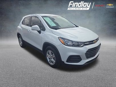 Used 2022 Chevrolet Trax LS w/ Tint and Cruise Package