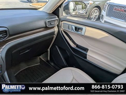 Used 2020 Ford Explorer Limited w/ Class III Trailer Tow Package AWD/4WD image 17