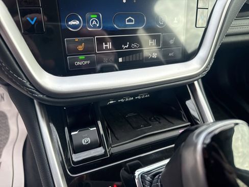 Used 2024 Subaru Outback Limited image 18