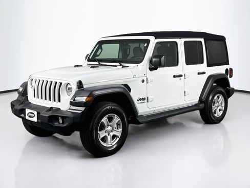 Used 2022 Jeep Wrangler Unlimited Sport AWD/4WD image 10
