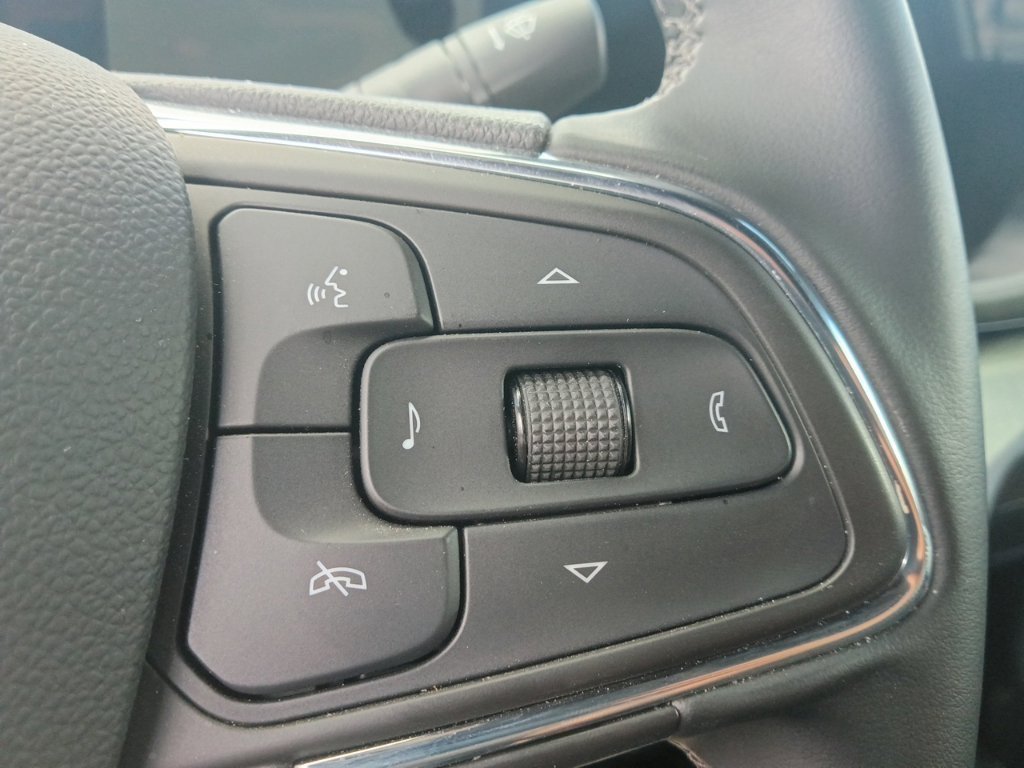 Used 2026 Buick Envista Sport Touring FWD image 15