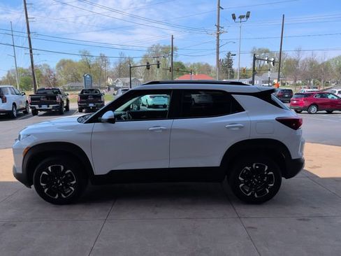 Certified 2023 Chevrolet TrailBlazer LT w/ Convenience Package image 4