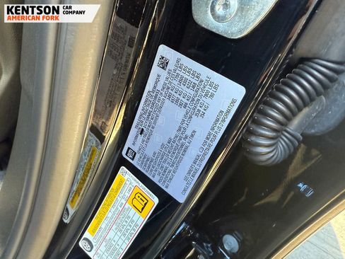 Used 2025 Cadillac Escalade ESV Sport image 48