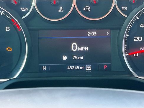 Used 2021 Chevrolet Silverado 1500 LT Trail Boss w/ Convenience Package II image 12