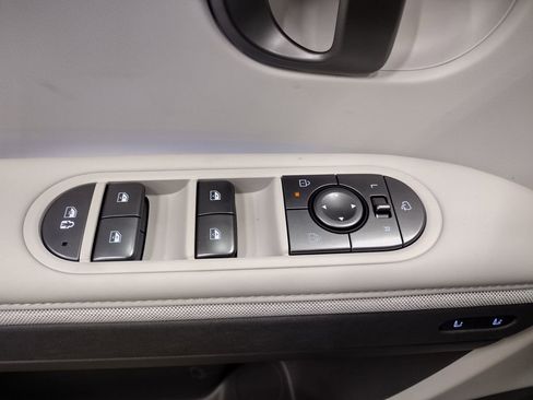 New 2026 Hyundai Ioniq 5 Limited image 21