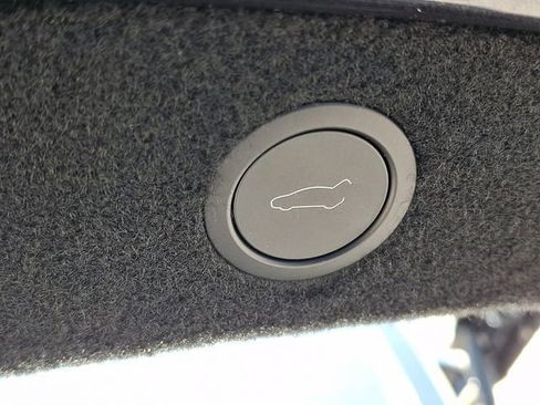 Used 2025 Tesla Model 3 RWD image 23