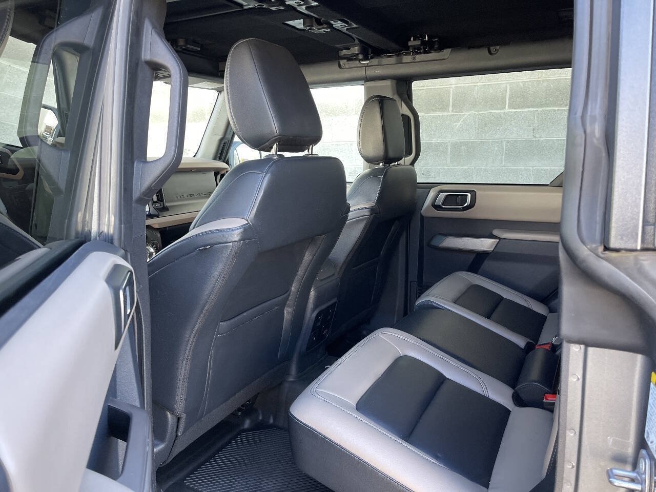 Used 2023 Ford Bronco Wildtrak AWD/4WD image 13