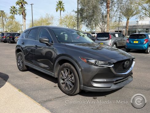 Used 2018 MAZDA CX-5 Touring image 2