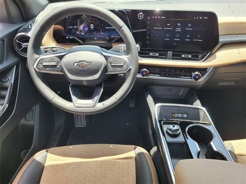 New 2026 Chevrolet Equinox ACTIV image 12