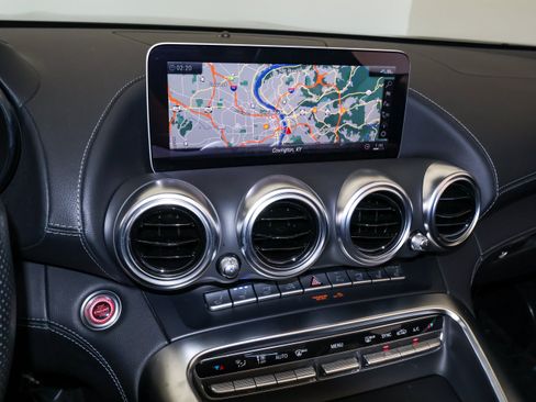 Used 2021 Mercedes-Benz AMG GT Roadster image 23
