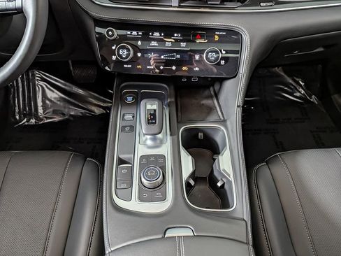 Used 2023 INFINITI QX60 Luxe w/ Performance Audio Package image 29