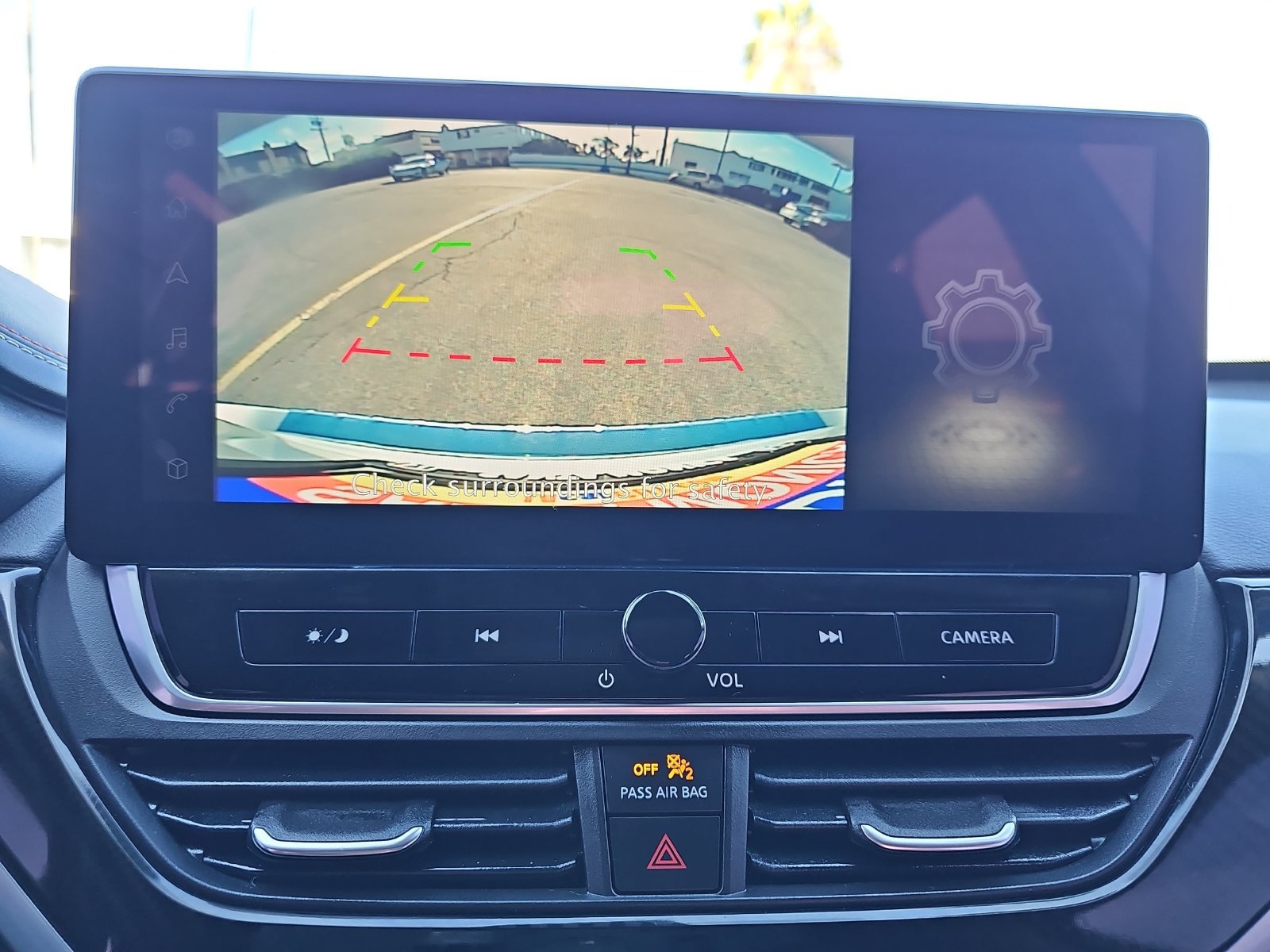 Used 2023 Nissan Altima 2.5 SR w/ SR Premium Package FWD image 23
