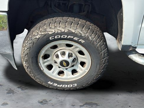 Used 2019 Chevrolet Silverado 3500 W/T AWD/4WD image 29