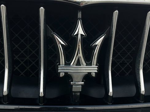 Used 2018 Maserati Ghibli GranLusso image 56