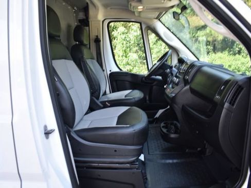 Used 2020 RAM ProMaster 2500 w/ Interior Convenience Group FWD image 15