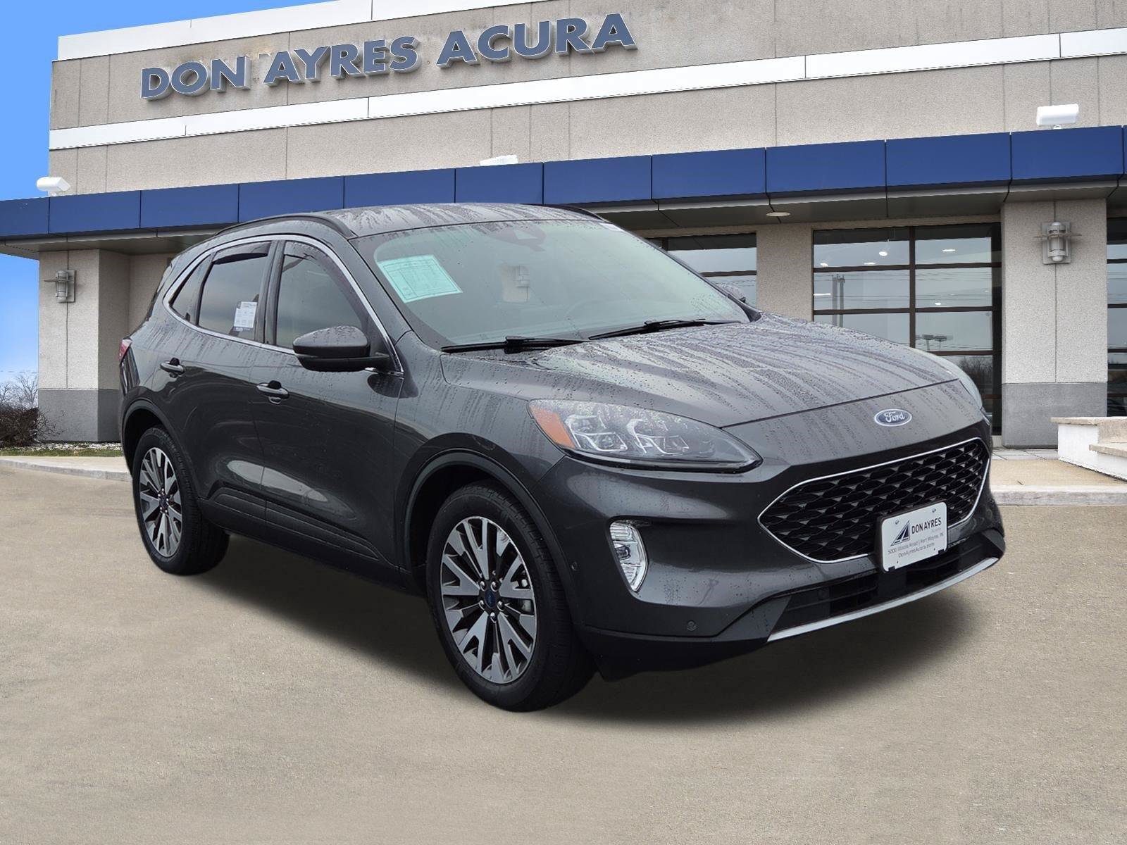 Used 2020 Ford Escape Titanium AWD/4WD image 1