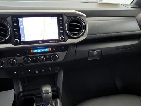 Certified 2021 Toyota Tacoma Limited AWD/4WD image 27