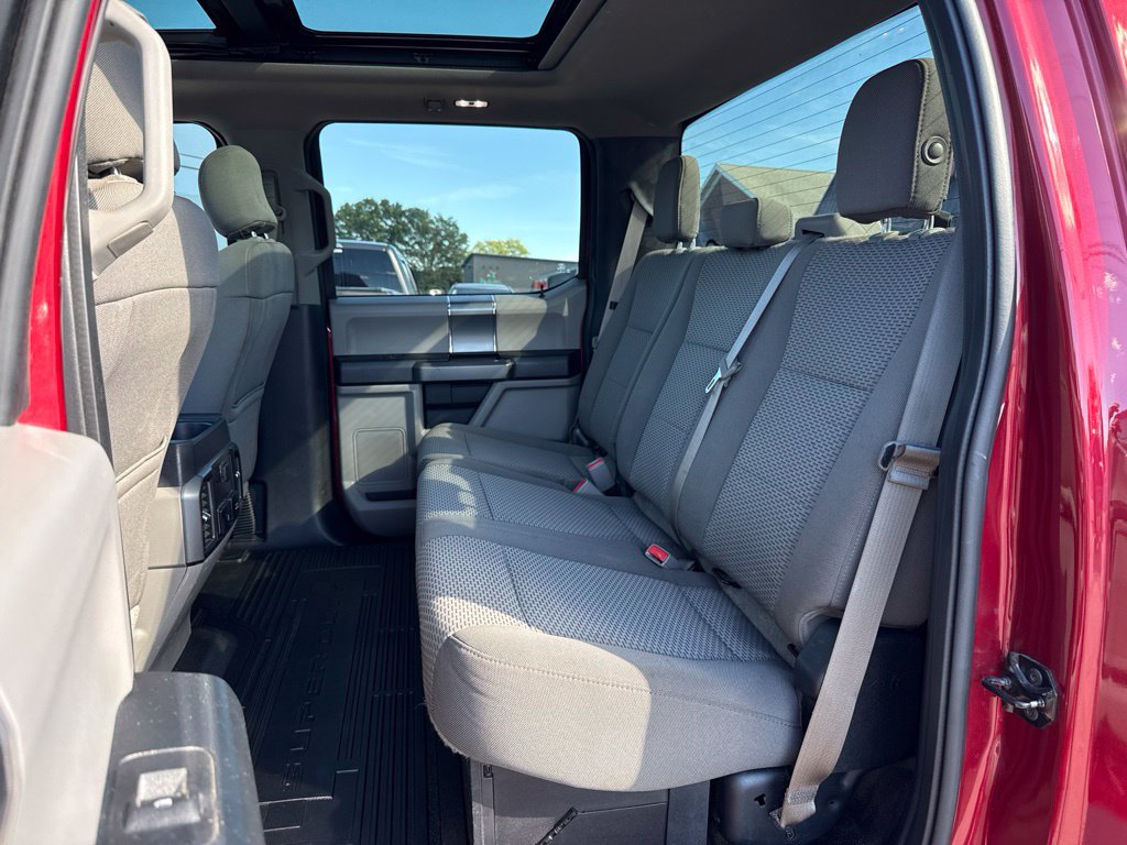 Used 2017 Ford F250 XLT w/ XLT Premium Package AWD/4WD image 46