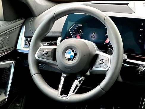 New 2026 BMW X1 xDrive28i w/ Technology Package AWD/4WD image 21