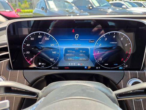 Used 2025 Mercedes-Benz E 350 Sedan image 25