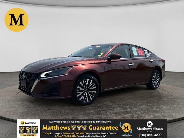 Certified 2023 Nissan Altima 2.5 SV AWD/4WD image 1