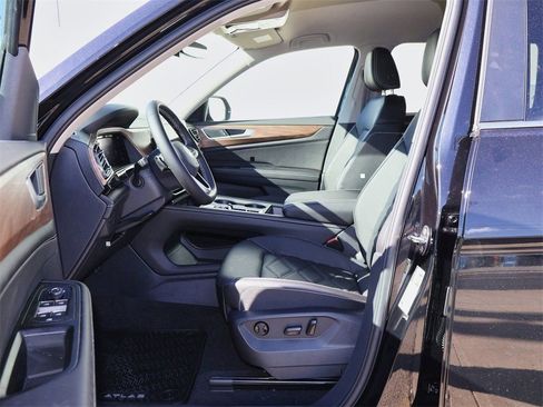 New 2026 Volkswagen Atlas SE AWD/4WD image 11