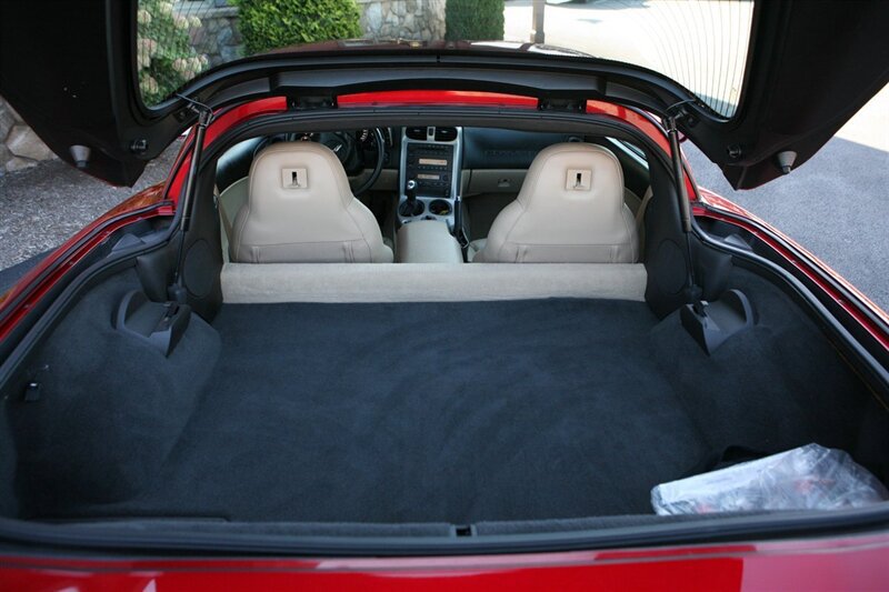 Used 2005 Chevrolet Corvette Coupe w/ Preferred Equipment Group RWD image 7