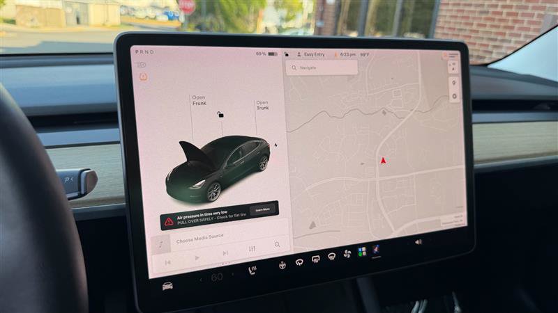 Used 2021 Tesla Model 3 Long Range AWD/4WD image 33